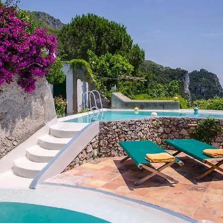 Villa Sleeps 12 Pool Air Con Wifi Maiori